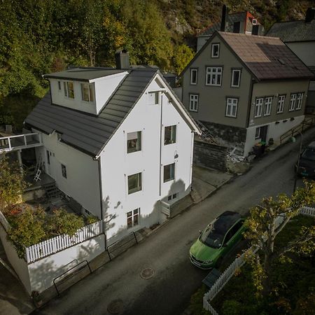 Koselig Leilighet I Sentrum Alesund Exterior photo